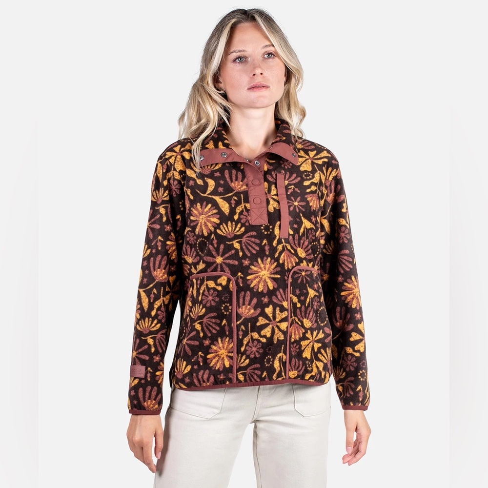 Jetty Juniper Floral Fleece Pullover in Brown and Orange